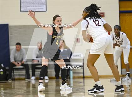 Thumbnail 1 in Mt. Vernon @ Lawrence Central (IHSAA 4A Decatur Central Regional Final) photogallery.