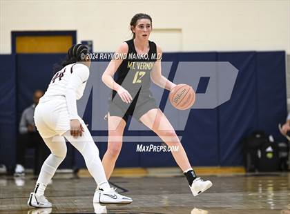 Thumbnail 3 in Mt. Vernon @ Lawrence Central (IHSAA 4A Decatur Central Regional Final) photogallery.