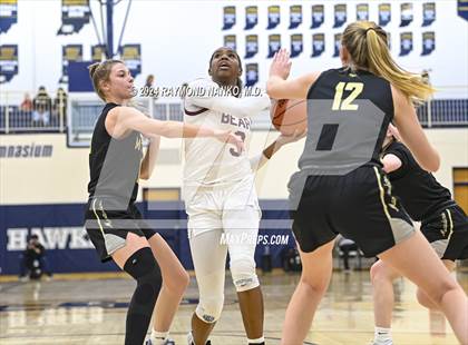 Thumbnail 1 in Mt. Vernon @ Lawrence Central (IHSAA 4A Decatur Central Regional Final) photogallery.