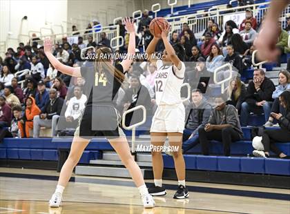 Thumbnail 1 in Mt. Vernon @ Lawrence Central (IHSAA 4A Decatur Central Regional Final) photogallery.