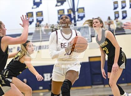 Thumbnail 2 in Mt. Vernon @ Lawrence Central (IHSAA 4A Decatur Central Regional Final) photogallery.