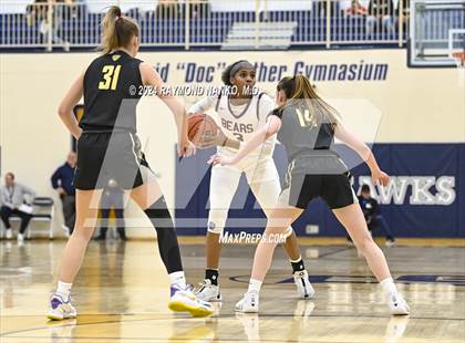 Thumbnail 2 in Mt. Vernon @ Lawrence Central (IHSAA 4A Decatur Central Regional Final) photogallery.