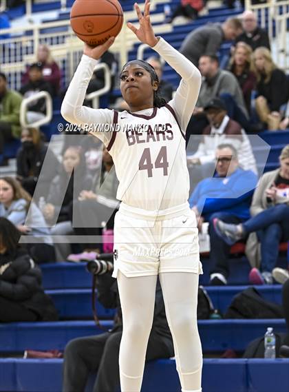 Thumbnail 3 in Mt. Vernon @ Lawrence Central (IHSAA 4A Decatur Central Regional Final) photogallery.