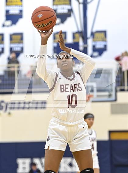 Thumbnail 3 in Mt. Vernon @ Lawrence Central (IHSAA 4A Decatur Central Regional Final) photogallery.