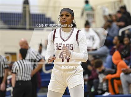 Thumbnail 3 in Mt. Vernon @ Lawrence Central (IHSAA 4A Decatur Central Regional Final) photogallery.