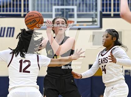 Thumbnail 2 in Mt. Vernon @ Lawrence Central (IHSAA 4A Decatur Central Regional Final) photogallery.
