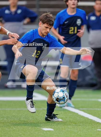 Thumbnail 1 in Decatur vs. McIntosh (GHSA 5A Championship) photogallery.