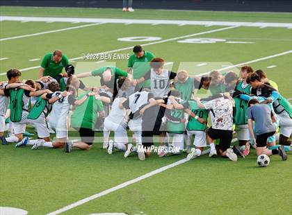 Thumbnail 2 in Decatur vs. McIntosh (GHSA 5A Championship) photogallery.