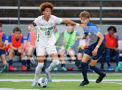 Thumbnail 3 in Decatur vs. McIntosh (GHSA 5A Championship) photogallery.