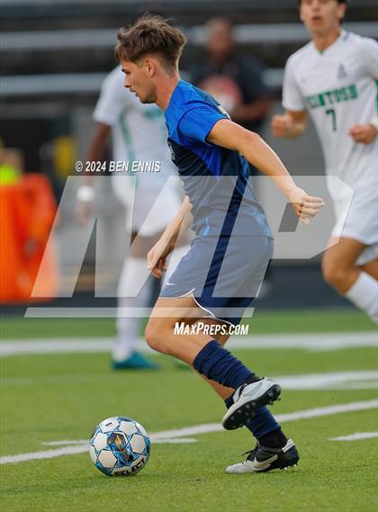 Thumbnail 1 in Decatur vs. McIntosh (GHSA 5A Championship) photogallery.