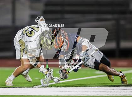 Thumbnail 3 in Chaminade @ Oak Park photogallery.