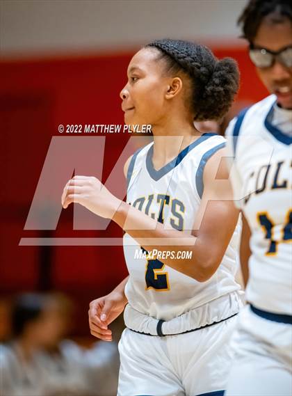 Thumbnail 3 in Richmond vs Cape Fear (Cumberland County Holiday Classic) photogallery.