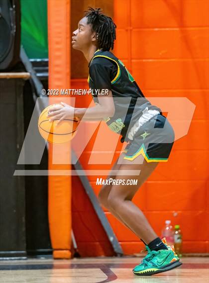Thumbnail 1 in Richmond vs Cape Fear (Cumberland County Holiday Classic) photogallery.
