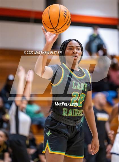 Thumbnail 3 in Richmond vs Cape Fear (Cumberland County Holiday Classic) photogallery.