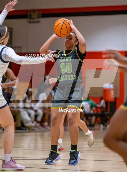 Thumbnail 3 in Richmond vs Cape Fear (Cumberland County Holiday Classic) photogallery.