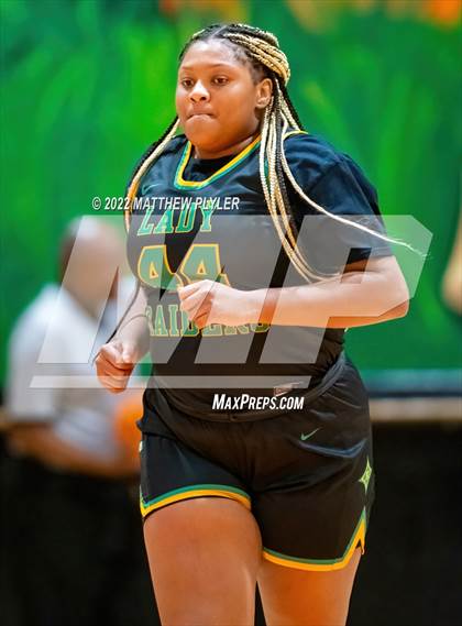 Thumbnail 1 in Richmond vs Cape Fear (Cumberland County Holiday Classic) photogallery.