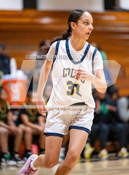 Thumbnail 2 in Richmond vs Cape Fear (Cumberland County Holiday Classic) photogallery.