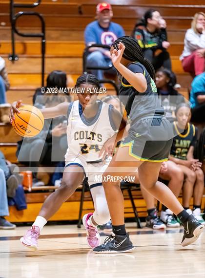 Thumbnail 3 in Richmond vs Cape Fear (Cumberland County Holiday Classic) photogallery.
