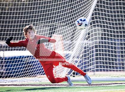 Thumbnail 2 in Crespi vs Ventura photogallery.