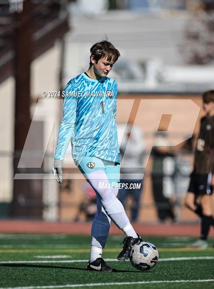 Thumbnail 3 in Crespi vs Ventura photogallery.