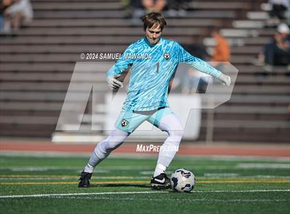 Thumbnail 3 in Crespi vs Ventura photogallery.