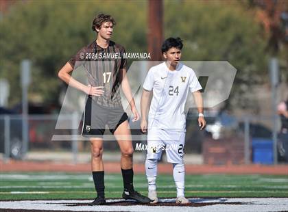 Thumbnail 3 in Crespi vs Ventura photogallery.