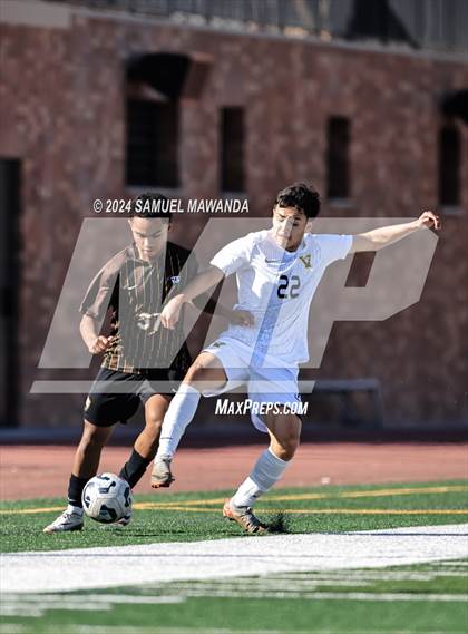 Thumbnail 3 in Crespi vs Ventura photogallery.