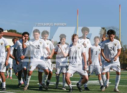 Thumbnail 1 in Crespi vs Ventura photogallery.