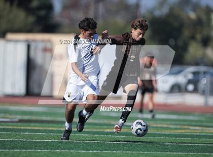Thumbnail 1 in Crespi vs Ventura photogallery.