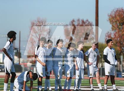 Thumbnail 3 in Crespi vs Ventura photogallery.