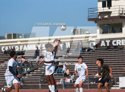 Thumbnail 1 in Crespi vs Ventura photogallery.