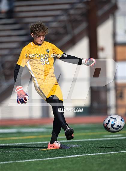 Thumbnail 2 in Crespi vs Ventura photogallery.
