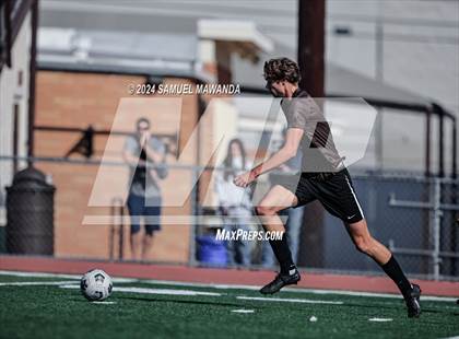 Thumbnail 1 in Crespi vs Ventura photogallery.