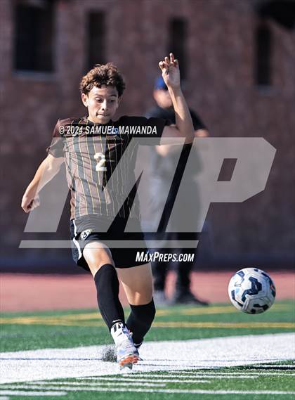 Thumbnail 3 in Crespi vs Ventura photogallery.