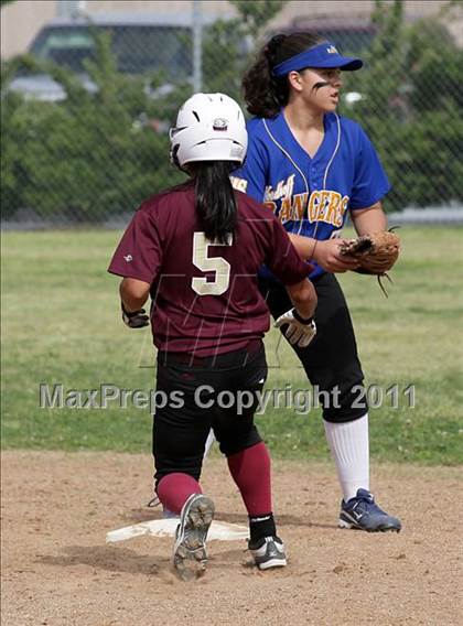 Thumbnail 3 in Nordhoff vs Alemany (Valley Classic) photogallery.