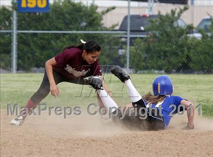 Thumbnail 3 in Nordhoff vs Alemany (Valley Classic) photogallery.
