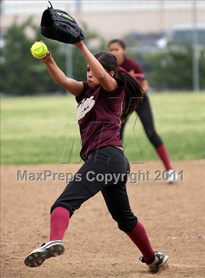 Thumbnail 2 in Nordhoff vs Alemany (Valley Classic) photogallery.