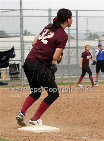 Thumbnail 2 in Nordhoff vs Alemany (Valley Classic) photogallery.