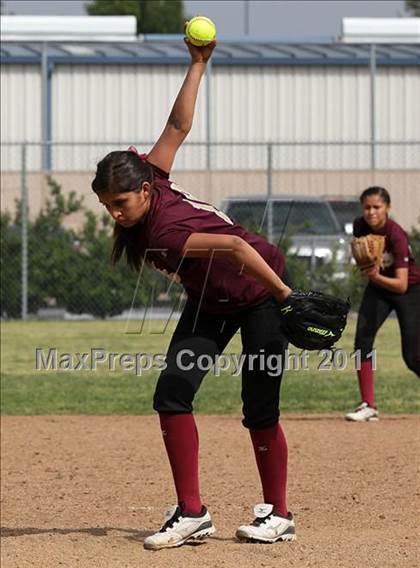 Thumbnail 2 in Nordhoff vs Alemany (Valley Classic) photogallery.