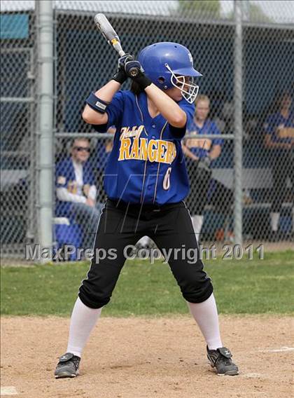 Thumbnail 3 in Nordhoff vs Alemany (Valley Classic) photogallery.
