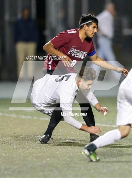 Thumbnail 1 in Fremont vs. Granada Hills Charter (CIF LA City Section D1 Final) photogallery.