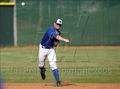 Thumbnail 1 in Elgin @ McCallum photogallery.