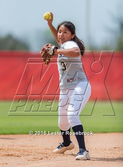 Thumbnail 1 in Hondo @ Fredericksburg photogallery.