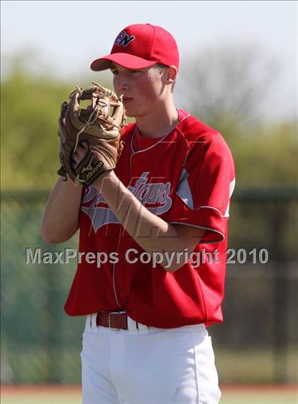 Thumbnail 3 in East Nicolaus vs. Oroville (Shasta Lake Tournament) photogallery.