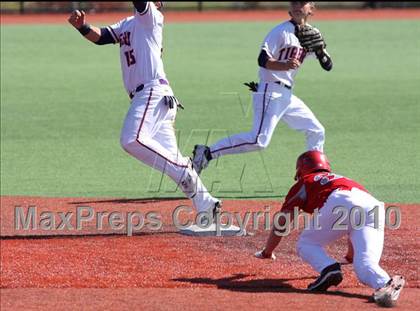 Thumbnail 2 in East Nicolaus vs. Oroville (Shasta Lake Tournament) photogallery.
