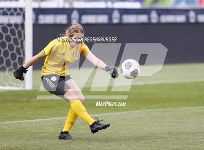 Thumbnail 2 in Jefferson Academy vs Kent Denver (CHSAA 3A Championship Final) photogallery.