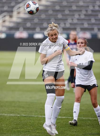 Thumbnail 2 in Jefferson Academy vs Kent Denver (CHSAA 3A Championship Final) photogallery.