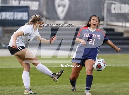 Thumbnail 2 in Jefferson Academy vs Kent Denver (CHSAA 3A Championship Final) photogallery.