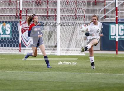 Thumbnail 2 in Jefferson Academy vs Kent Denver (CHSAA 3A Championship Final) photogallery.