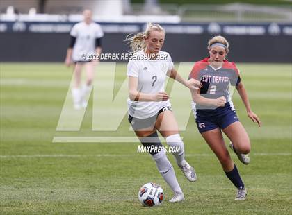 Thumbnail 2 in Jefferson Academy vs Kent Denver (CHSAA 3A Championship Final) photogallery.
